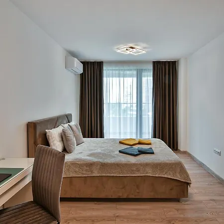 Daire Sky View Flat With Parking Varna